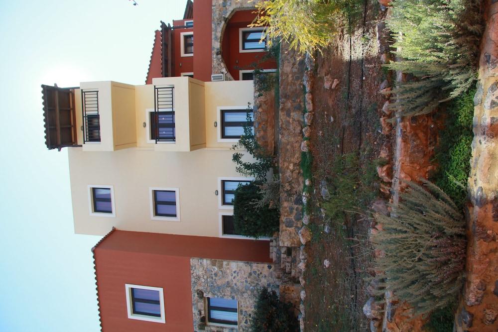 Amazones Driades Apartments Piskopianón Exterior foto